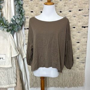 Garnet Hill Taupe organic cotton bell sleeve boat neck top size S
